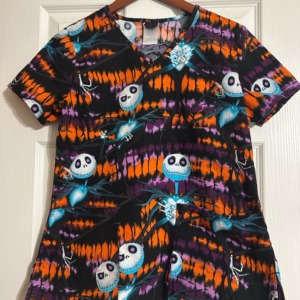 Disney Nightmare Before Christmas Scrub Top  Jack Skellington Size Small